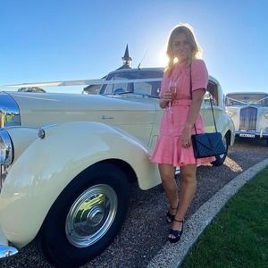 Meet your Posher, Kim